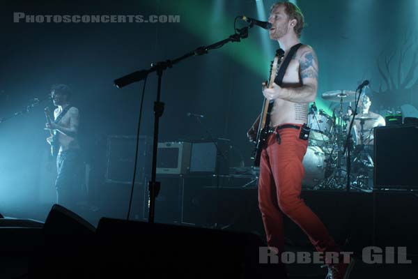 BIFFY CLYRO - 2013-03-06 - PARIS - Le Bataclan - Simon Alexander Neil - James Roberto Johnston - Ben Hamilton Johnston